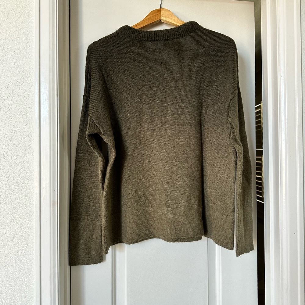 Forest green ombré sweater from Banana Republic